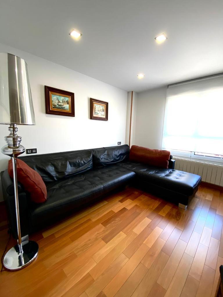 Ferienwohnung Grand Plaza Vega Burgo Exterior foto